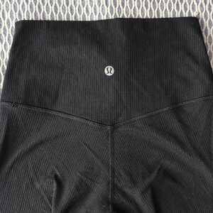Lululemon Black Ribbed Align Legging Size 4